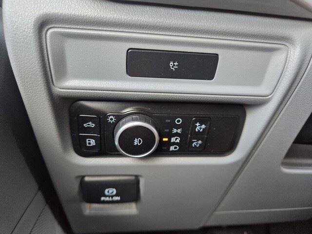 Used 2023 WHITE FORD XLT image 14