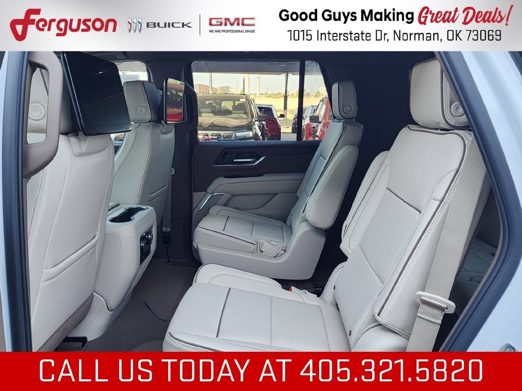 2027 GMC Yukon Denali - Photo 51