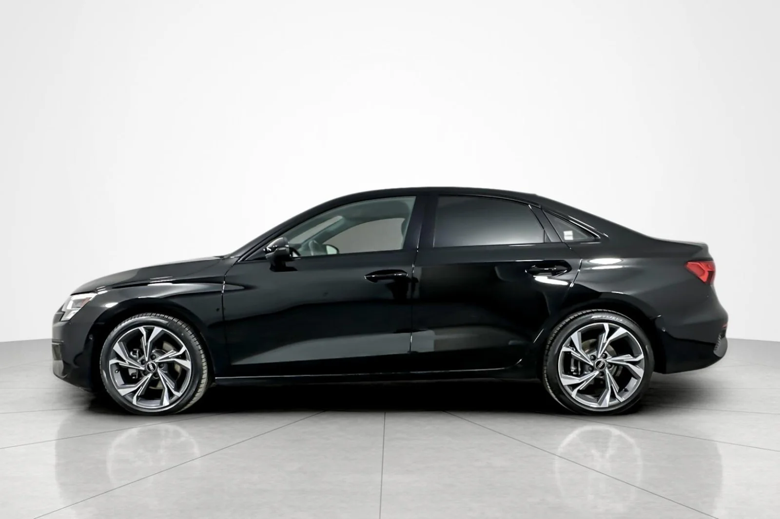 Used 2023 Brilliant Black Audi Premium 40 TFSI quattro image 2
