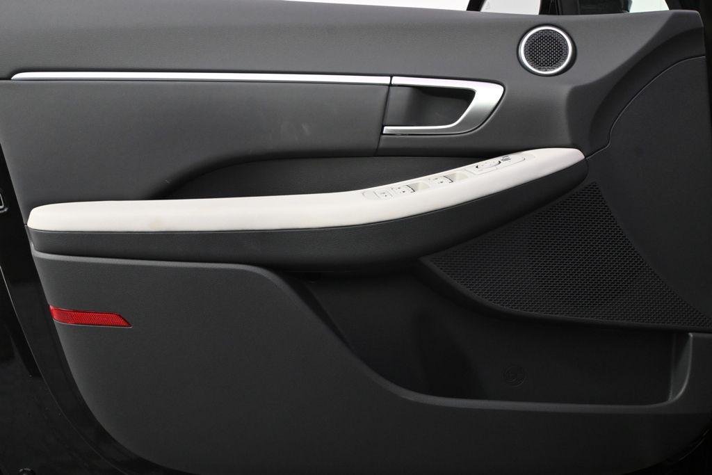 New 2026 Abyss Black Hyundai SEL Sport image 22