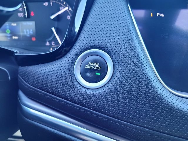 Used 2018 Red Cadillac Luxury image 18
