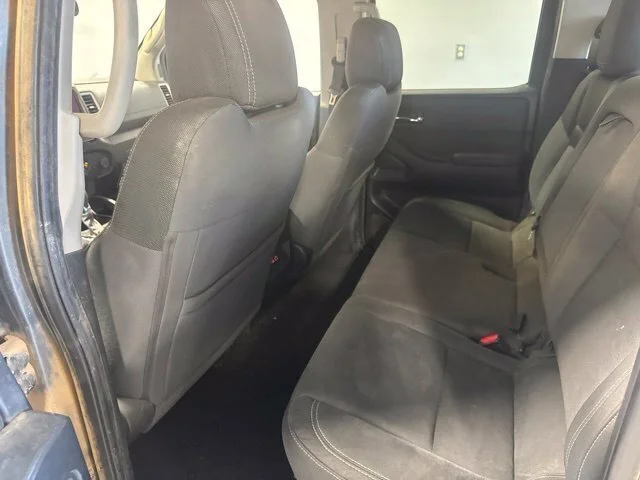 Used 2022 Gray Nissan SV image 16