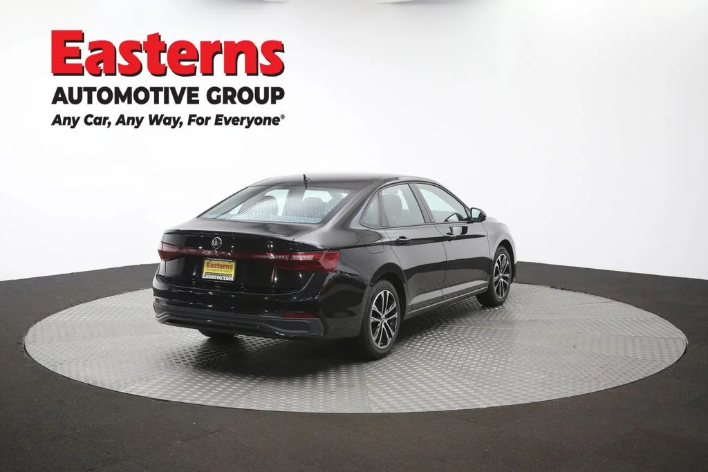 Used 2025 Black Volkswagen 1.5T Sport image 39