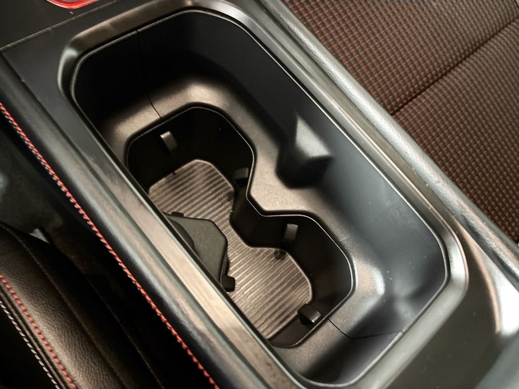 Used 2025 Bronze Metallic Nissan SR image 15