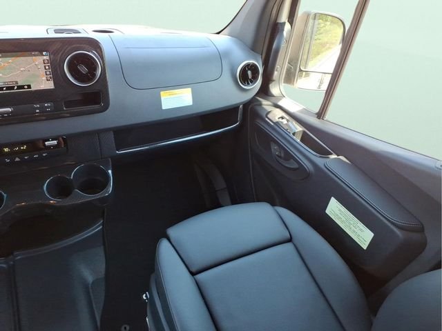 Used 2022 Gray Mercedes-Benz Cargo 144 WB image 19