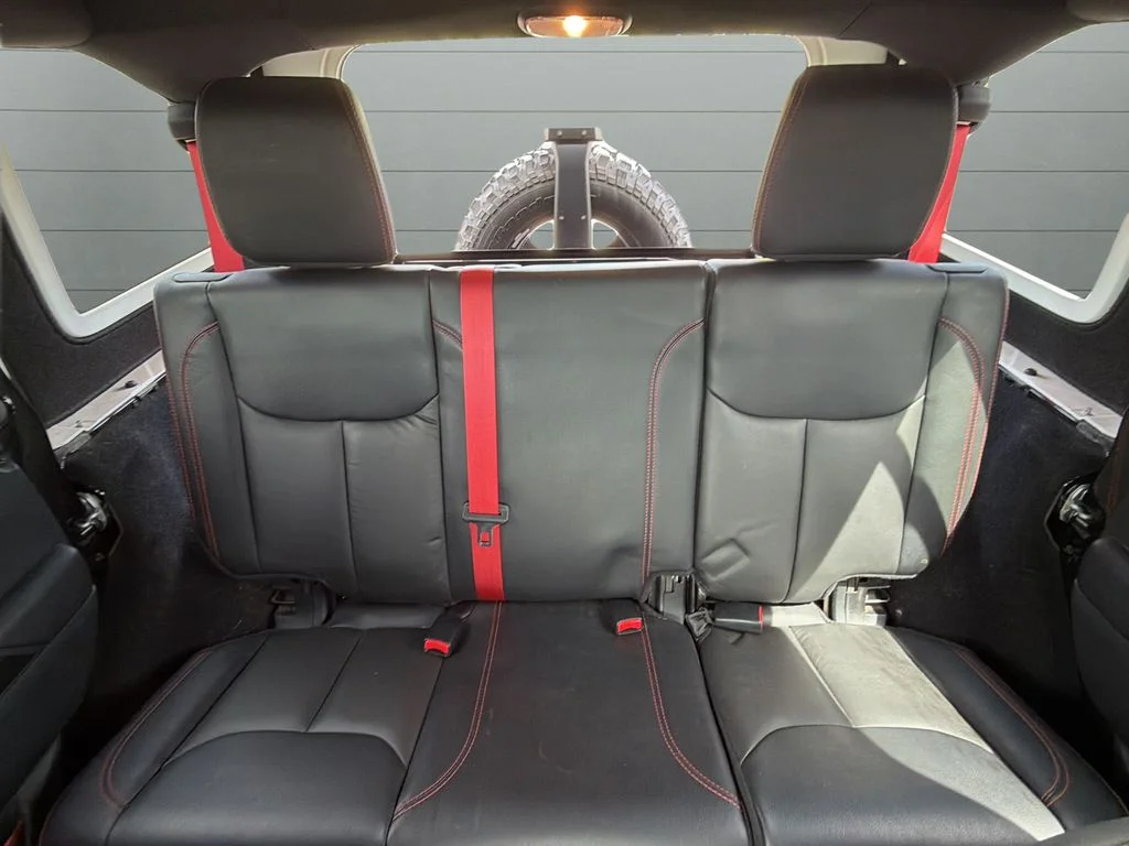 Used 2018 Black Jeep Unlimited Rubicon image 11
