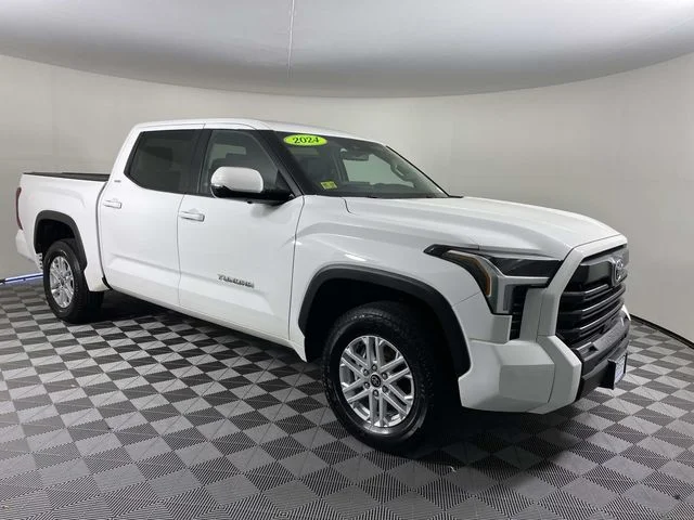 Used 2024 White Toyota SR5 image 1