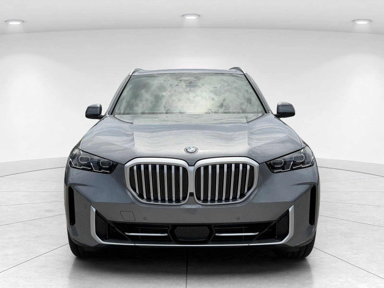 New 2026 Skyscraper Grey Metallic BMW xDrive40i image 8