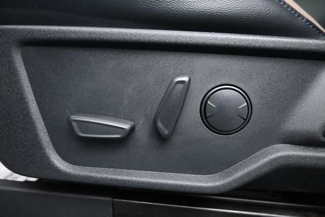 Used 2023 Carbonized Gray Metallic Ford Base image 11