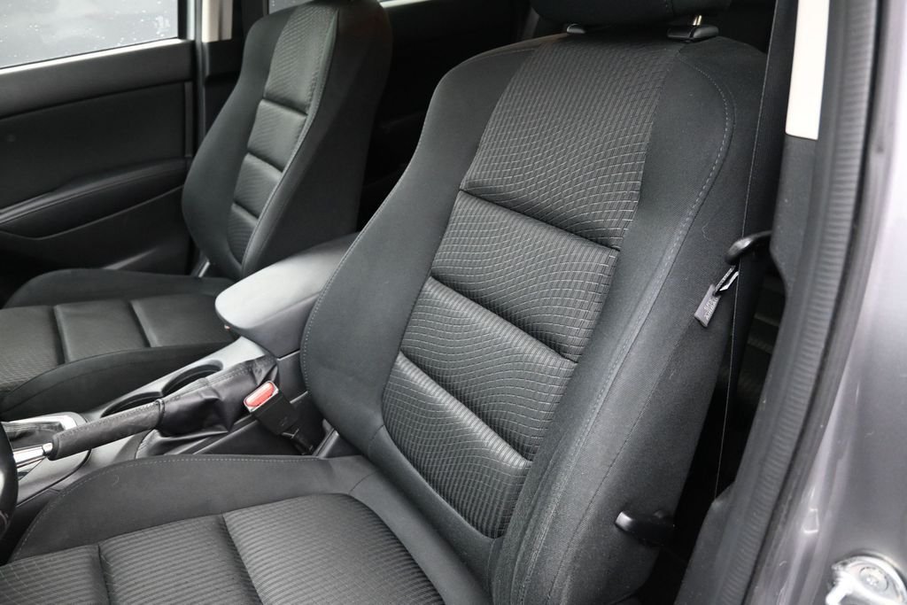 Used 2015 Silver Mazda Touring image 17