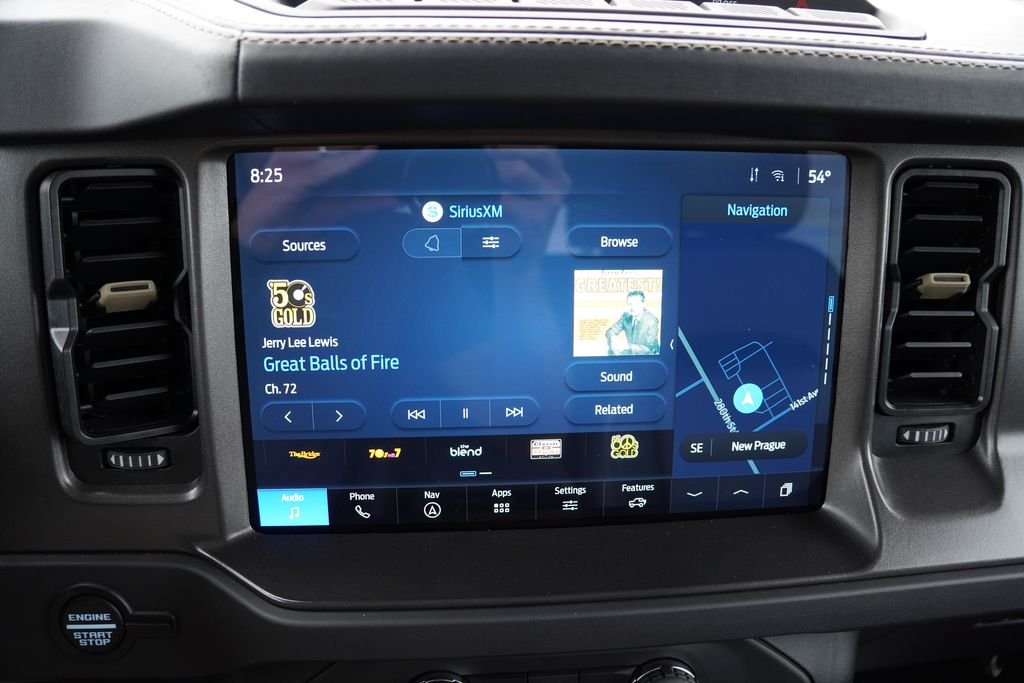 Used 2025 Gray Ford Badlands image 28