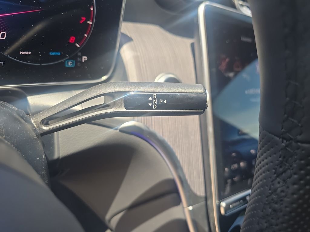 New 2026 Graphite Grey Metallic Mercedes-Benz GLC 300 image 24