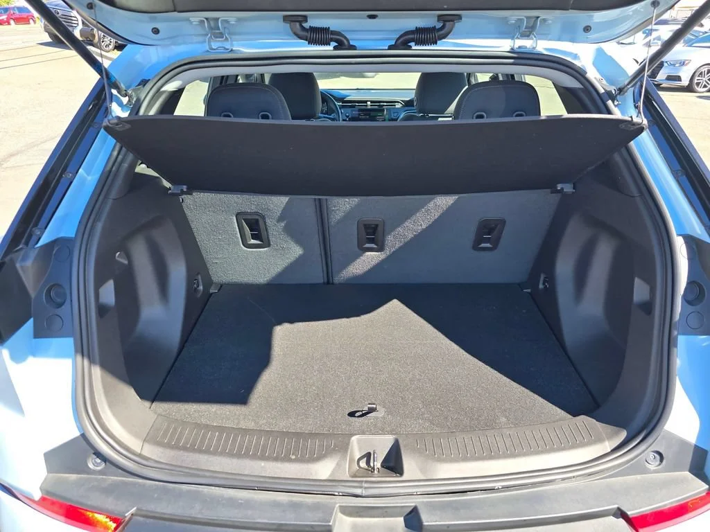 Used 2022 ICE BLUE METALLIC Chevrolet LT image 15