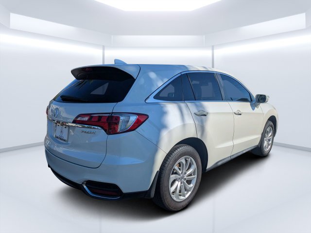 Used 2018 White Diamond Pearl Acura RDX image 3
