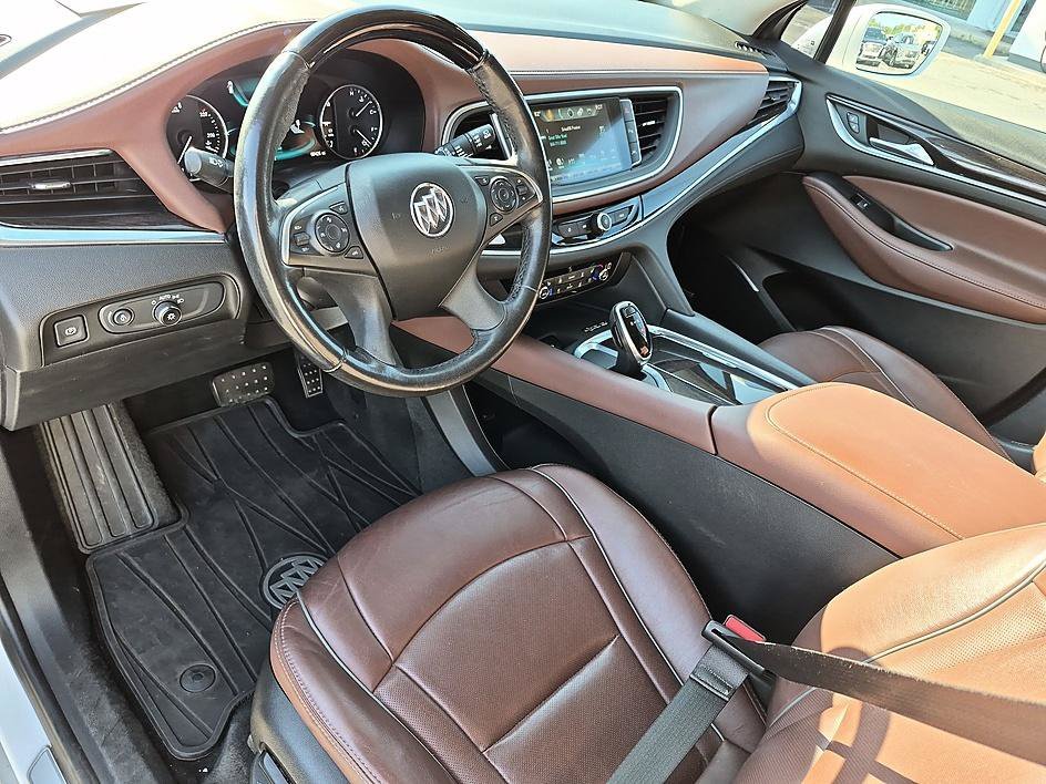 Certified Used 2019 Includes Satin Nickel lower exterior accent color.) Buick Avenir image 16