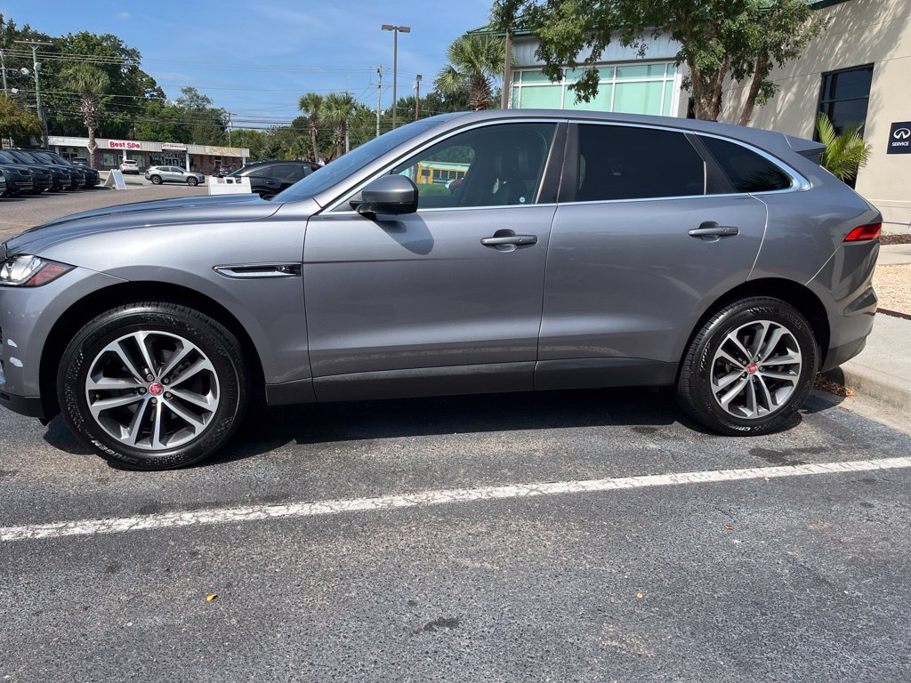 Used 2020 Silver Jaguar 25t Premium image 3