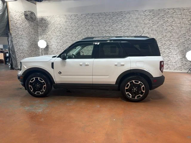 Used 2021 White Ford Outer Banks image 4