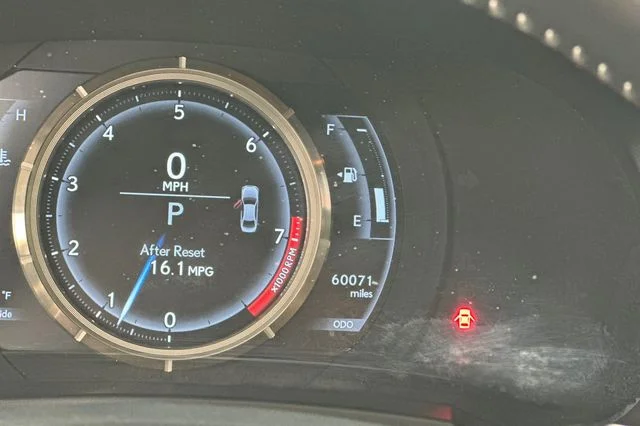 Used 2020 White Lexus 350 image 30