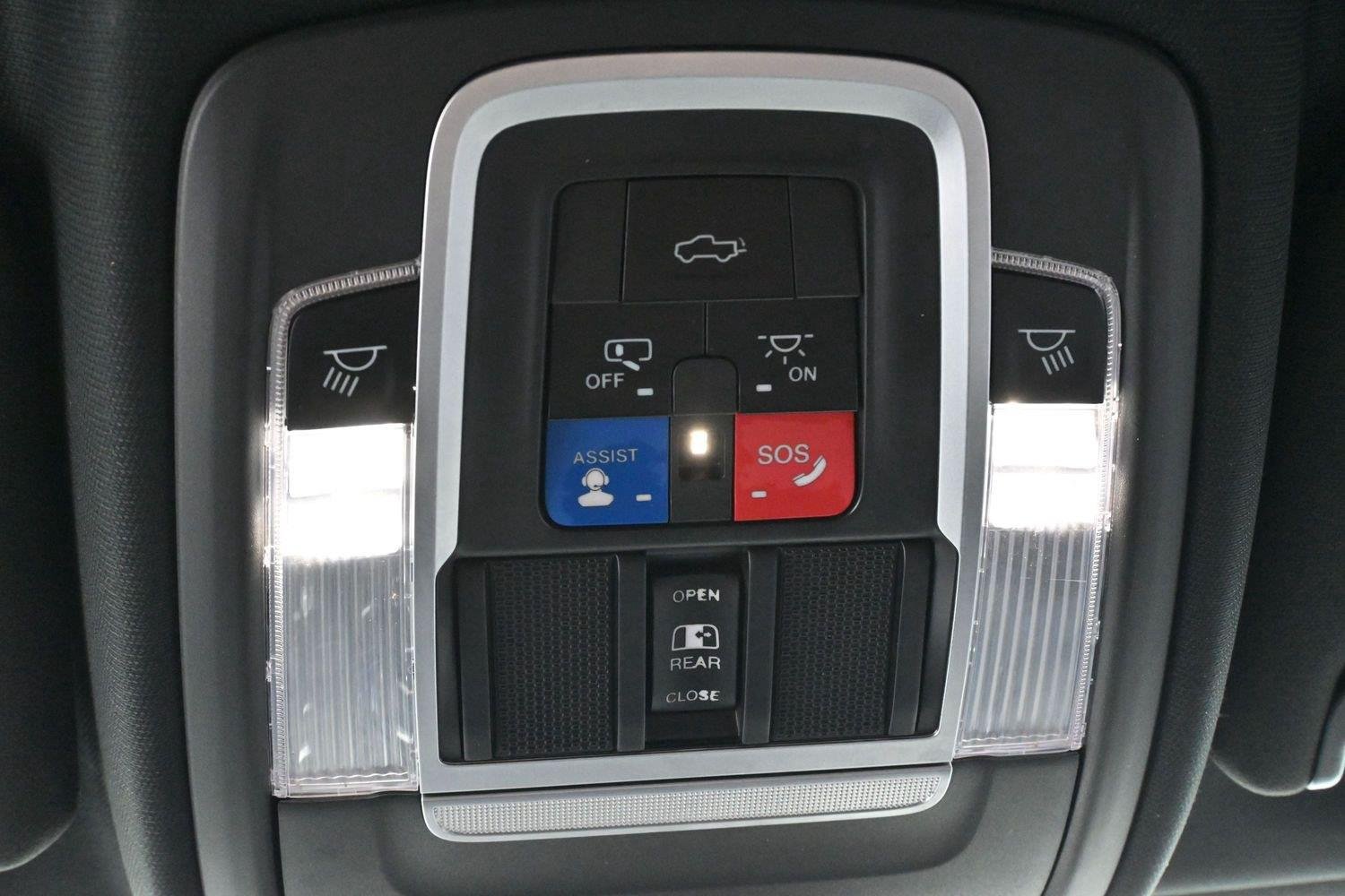Used 2021  RAM Power Wagon image 28
