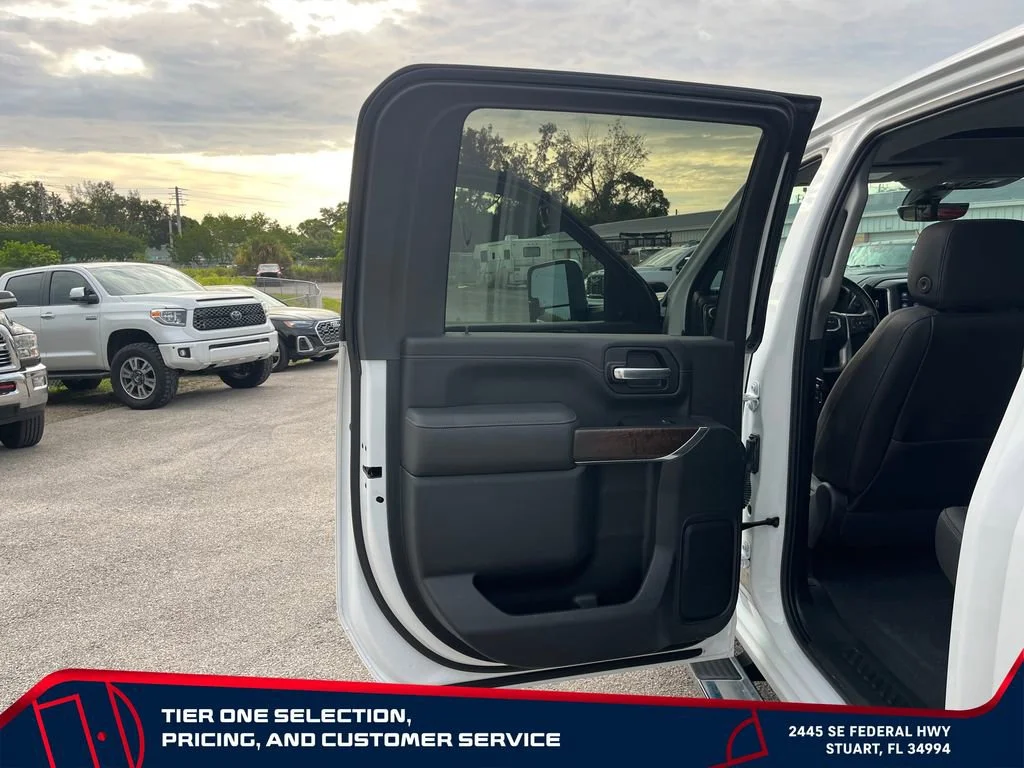 Used 2020 SUMMIT WHITE GMC Denali image 28