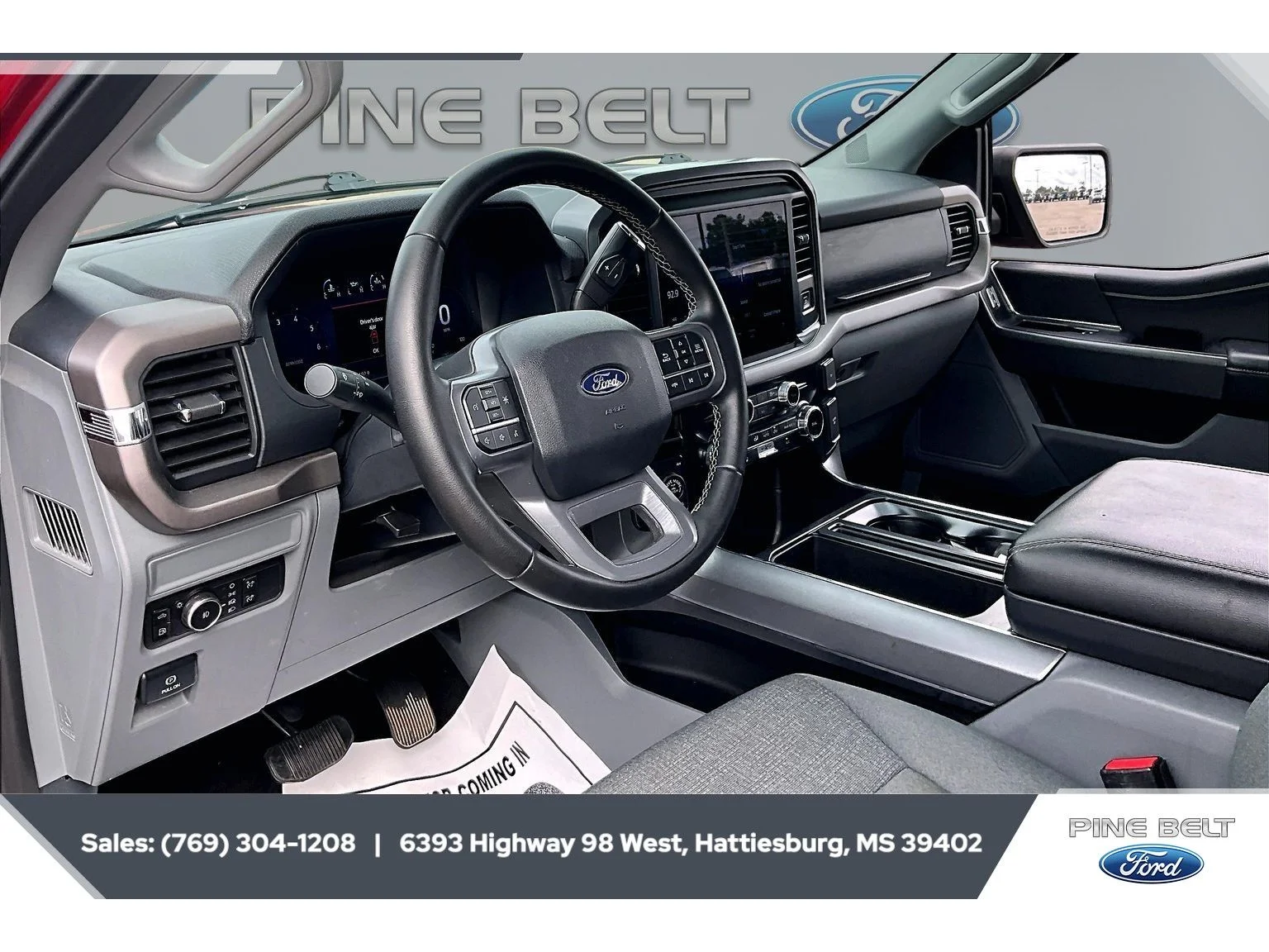 Used 2025 Rapid Red Metallic Tinted Clearcoat Ford XLT image 13