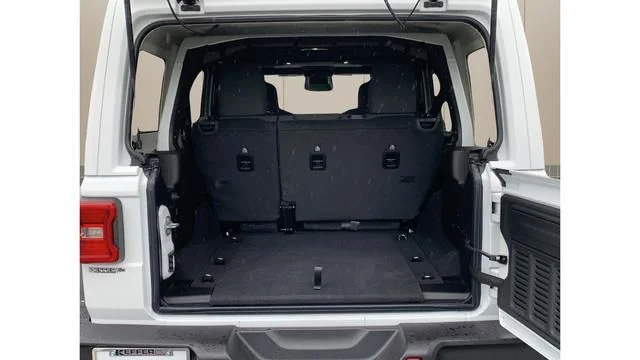 New 2026 White Jeep Rubicon image 15