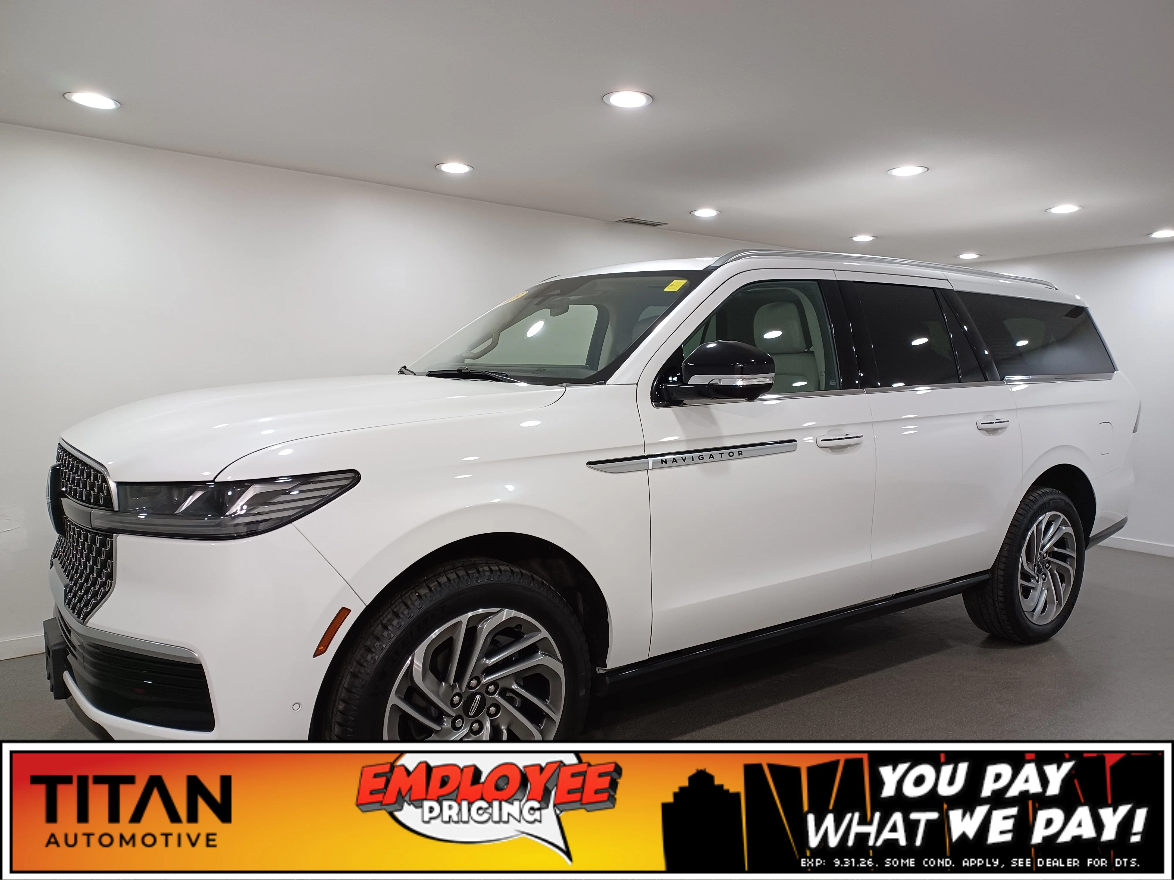 Certified Used 2025 Pristine White Metallic Tri-Coat Lincoln Reserve* NO LUX TAX!! | 7 Pass | Adaptive Cruise | Nav | 360 Cam | Cooled Massage Seats | Pano Roof image 1