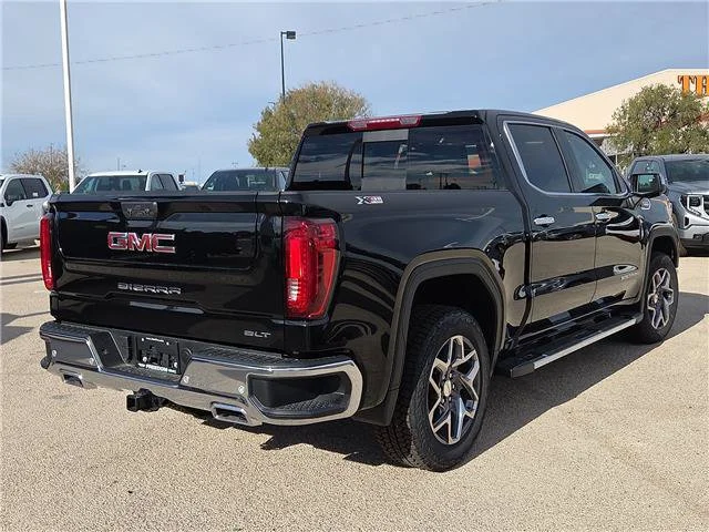 New 2026 Onyx Black GMC SLT image 4