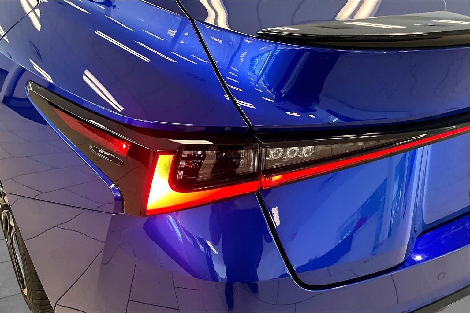 Used 2024 Ultrasonic Blue 2.0 Lexus F SPORT Performance Premium image 27