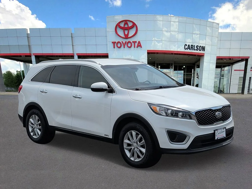 Used 2017 Kia Sorento LX with VIN 5XYPGDA30HG257787 for sale in Minneapolis, Minnesota