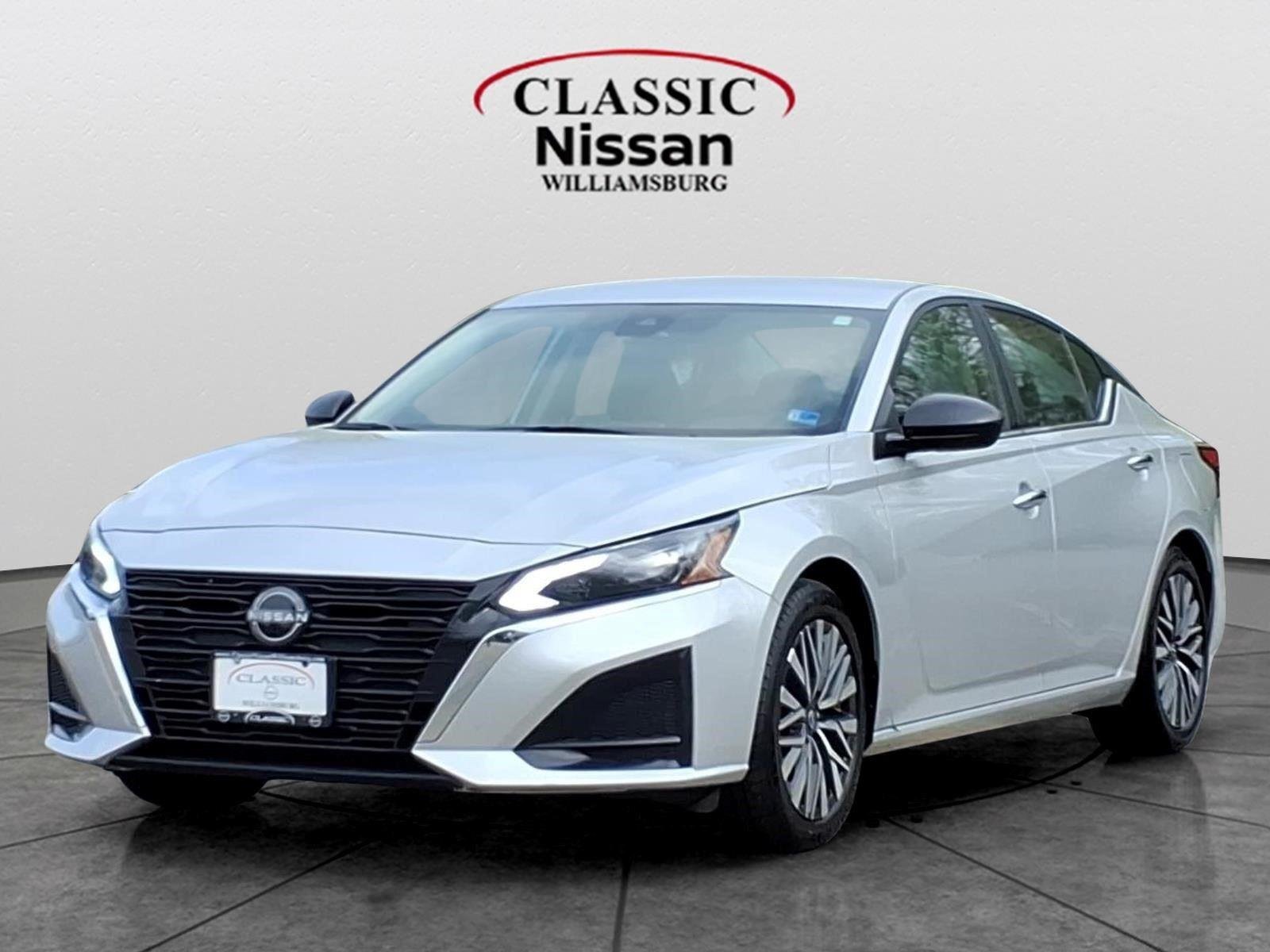 2024 Nissan Altima SV