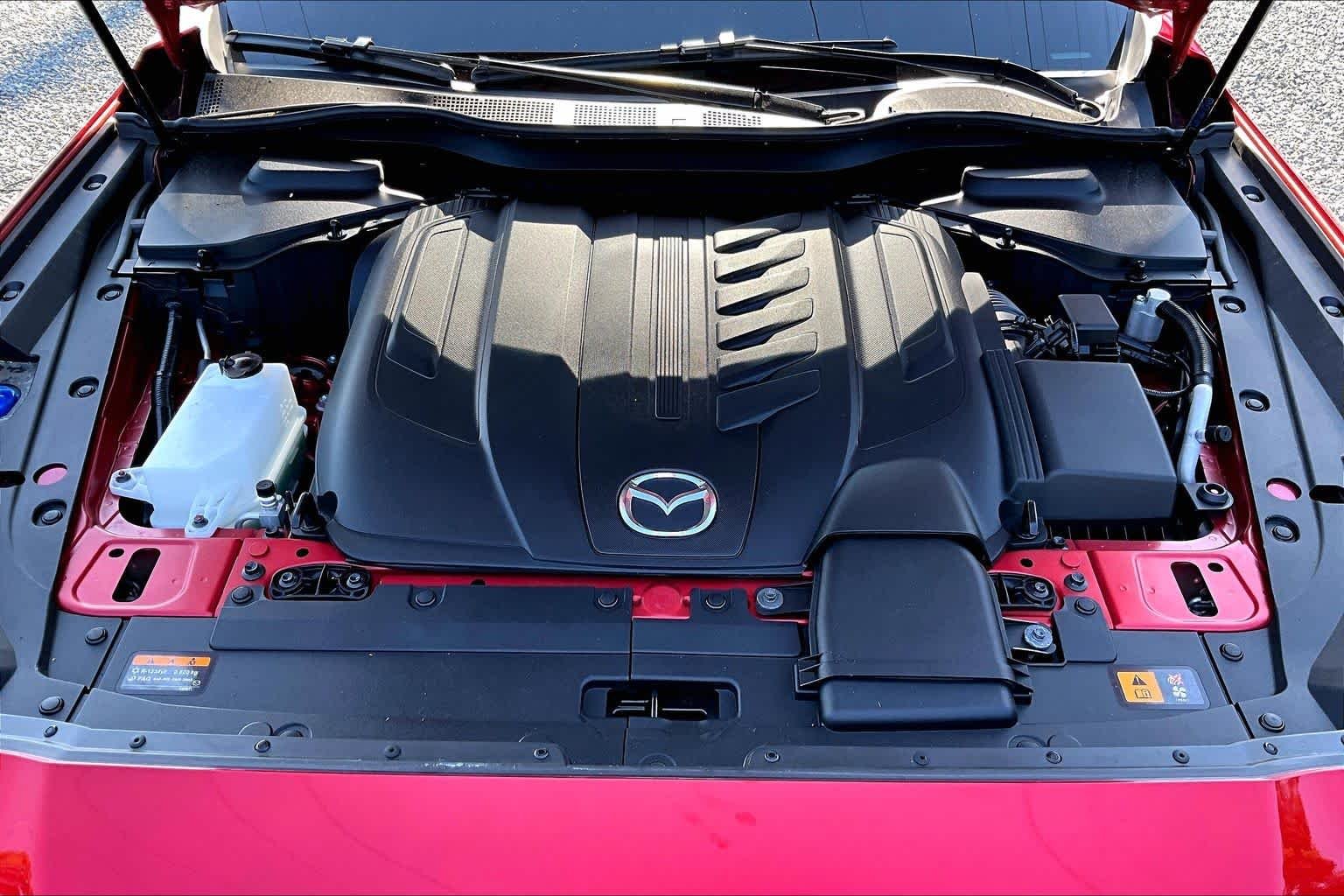 Used 2025 Soul Red Crystal Metallic Mazda Preferred Package image 63