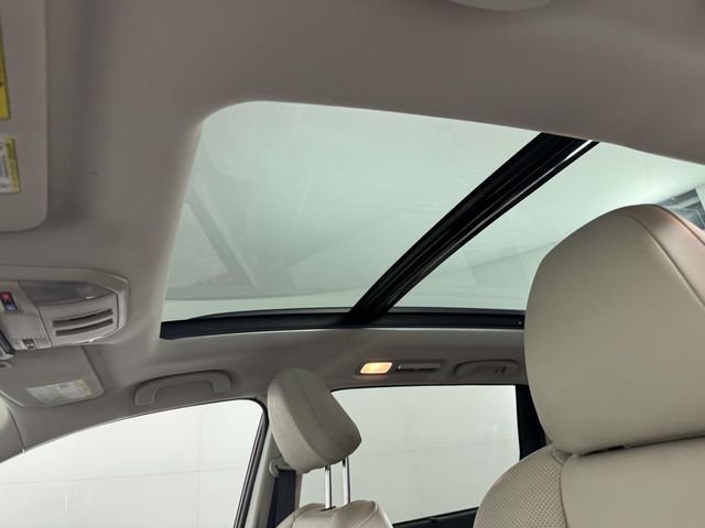 Used 2023 Crystal White Pearl Subaru Limited image 36