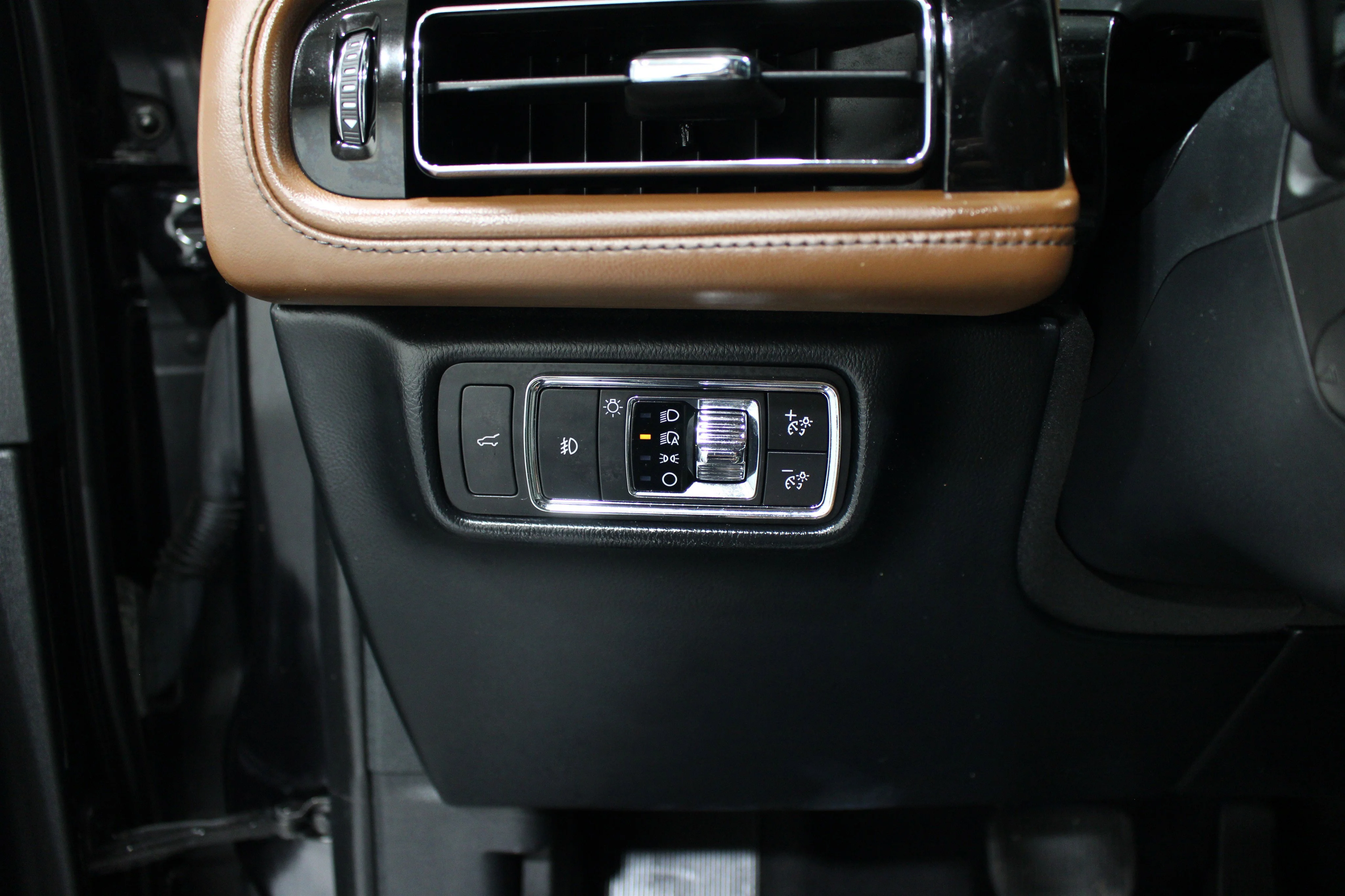 2020 Lincoln Aviator Reserve - Photo 9