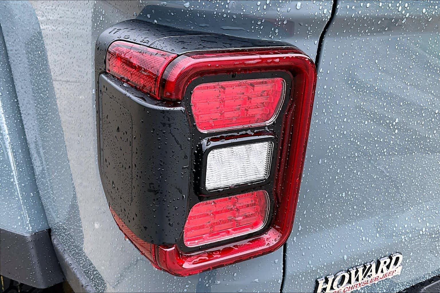 New 2026 Anvil Clearcoat Jeep Mojave image 15