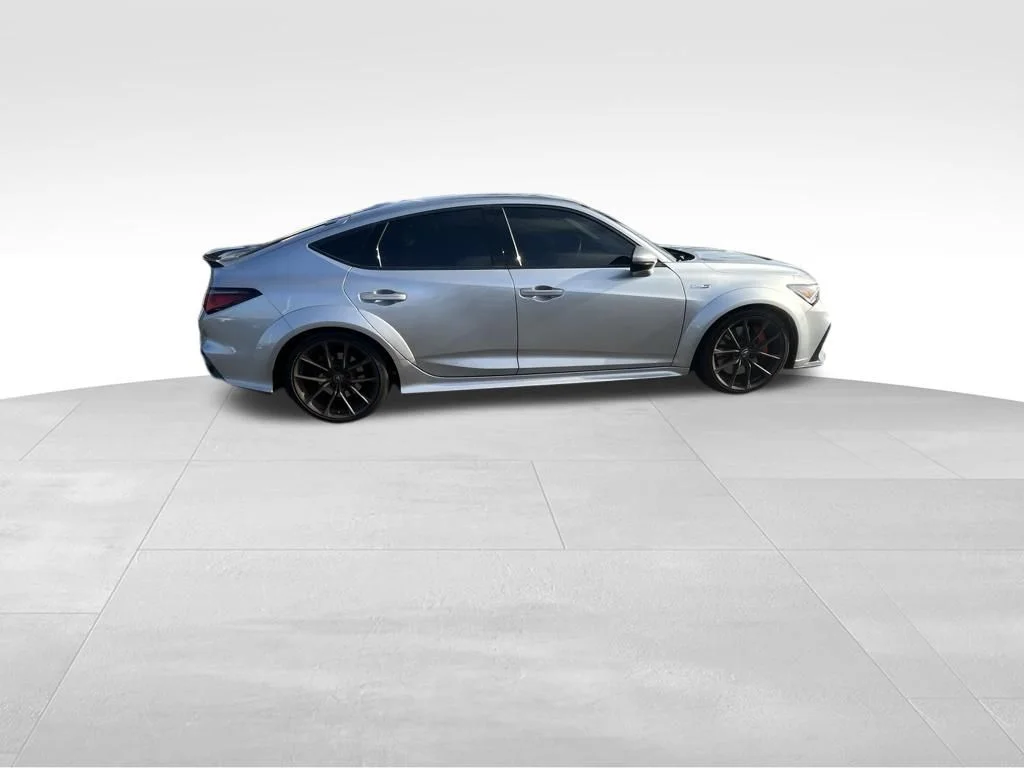 Used 2025  Acura Type S image 3