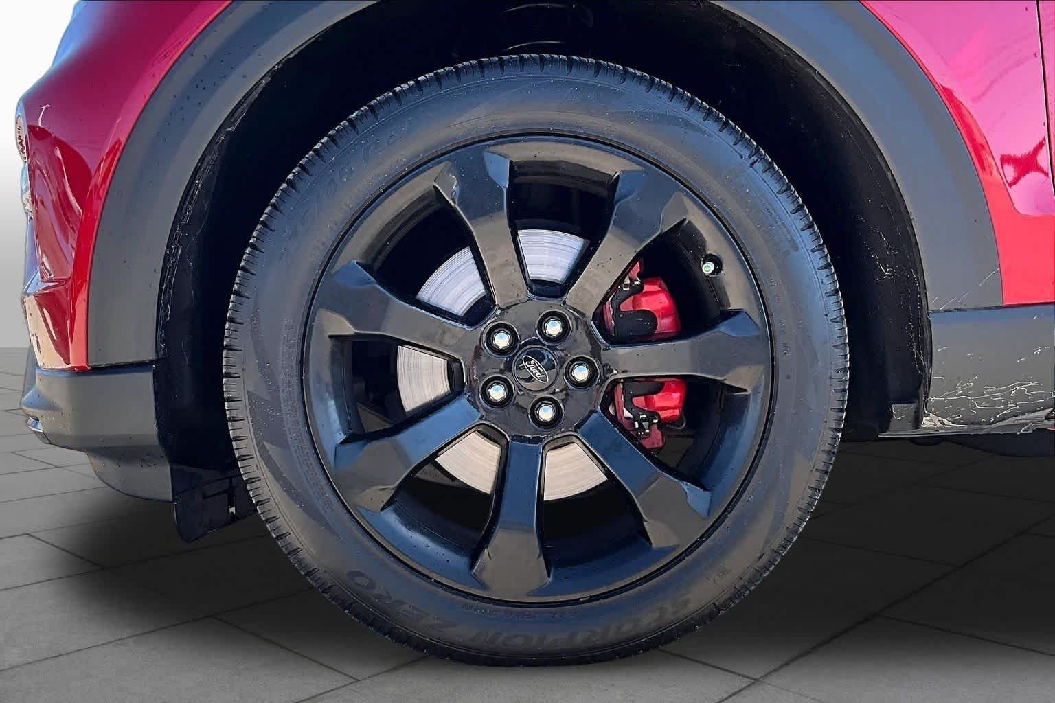 Used 2022 Rapid Red Metallic Tinted Clearcoat Ford ST image 11