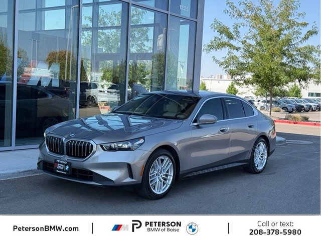 2024 BMW 5 Series 530i