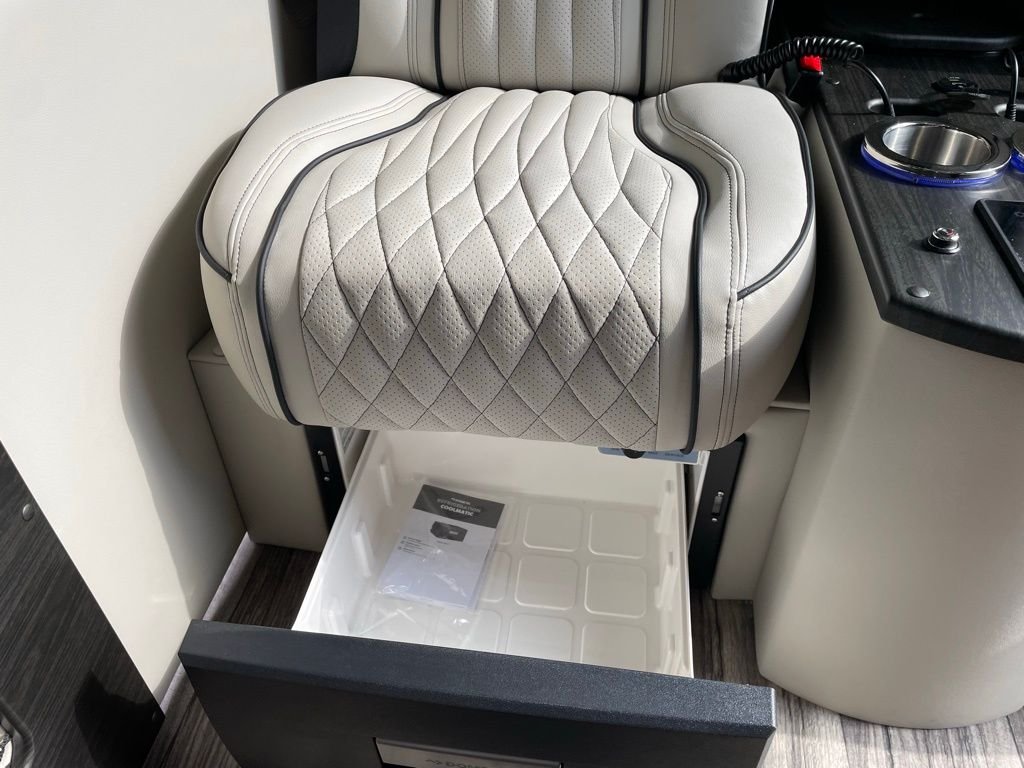 2024 Mercedes-Benz Sprinter Cargo Van Base - Photo 47