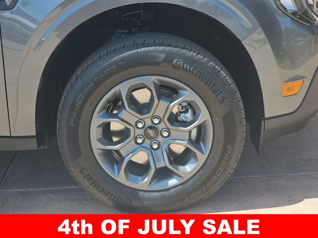 New 2026 Carbonized Gray Metallic Ford XLT image 16