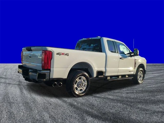New 2026 Oxford White Ford F-250® XLT image 4