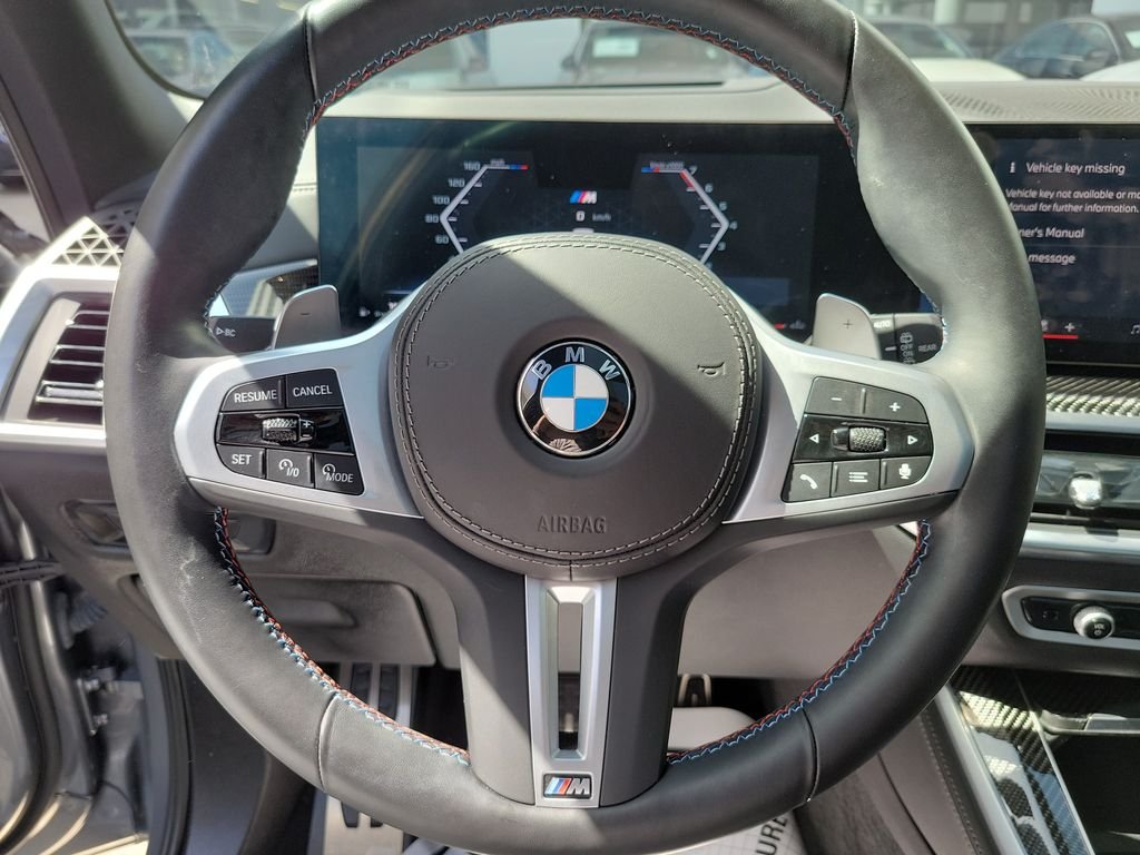 Used 2025 Gray BMW M60i image 26