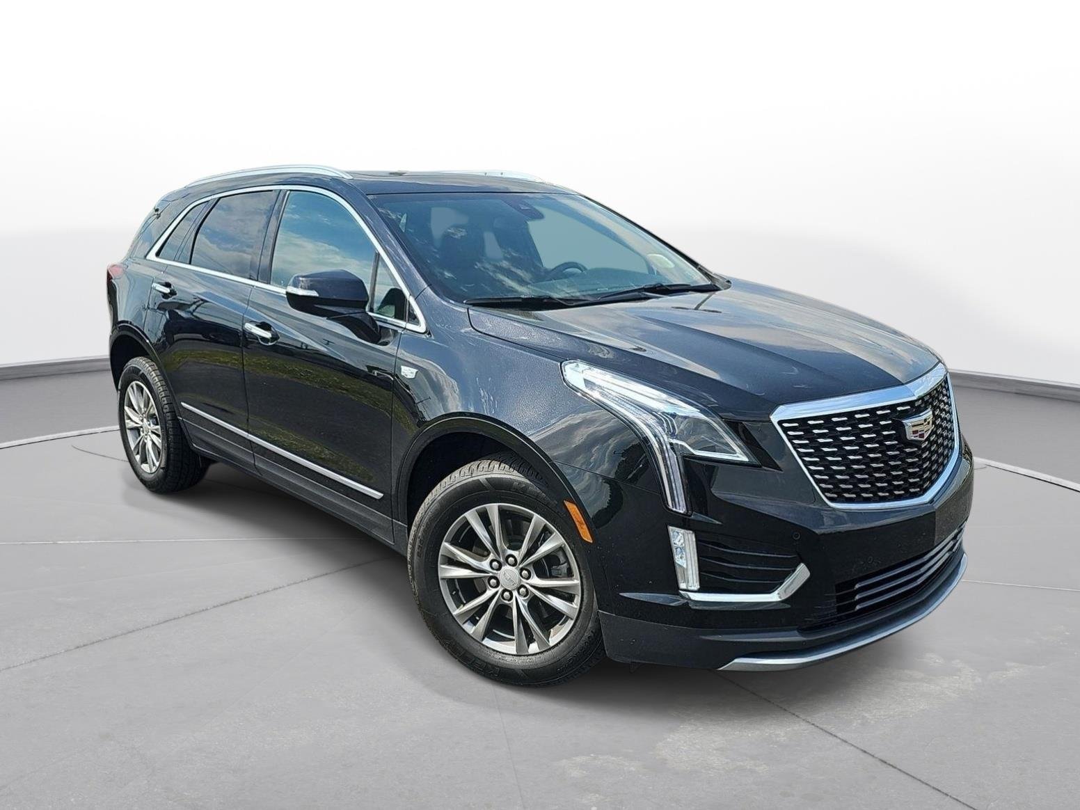 Used 2023 Stellar Black Metallic Cadillac Premium Luxury image 3