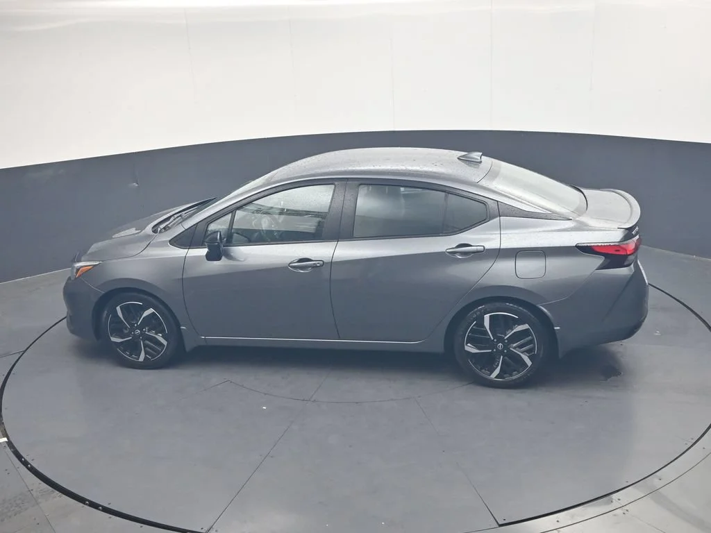 Used 2024 Gun Metallic Nissan 1.6 SR image 23