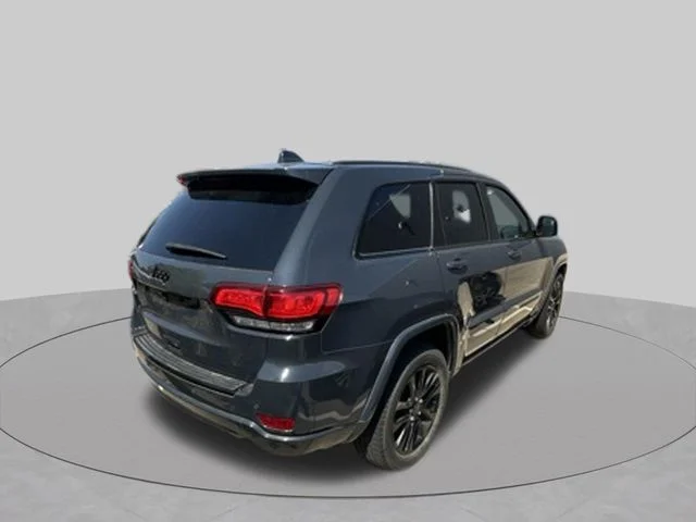 Used 2018 Black Jeep Altitude image 4