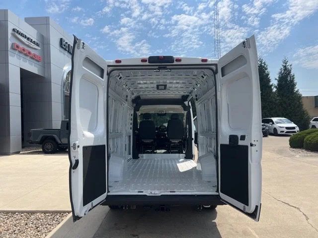 Used 2025 White Ram High Roof image 39
