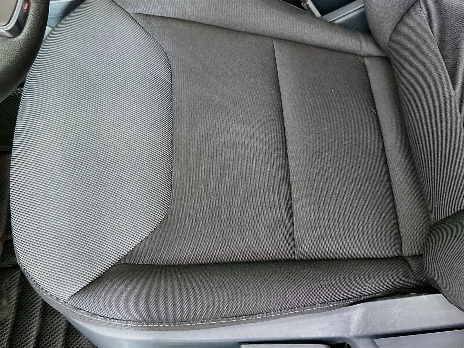 Used 2023 Oxford White Ford XL image 18