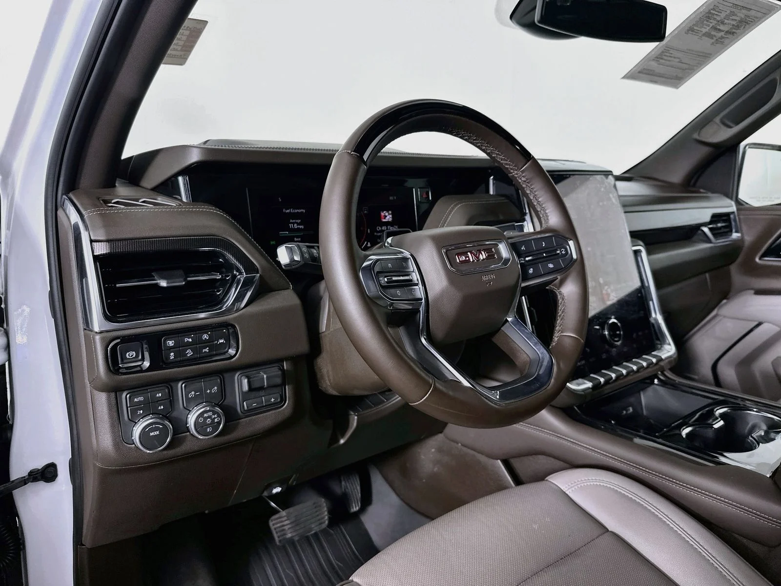 Used 2026 Summit White GMC Elevation image 10