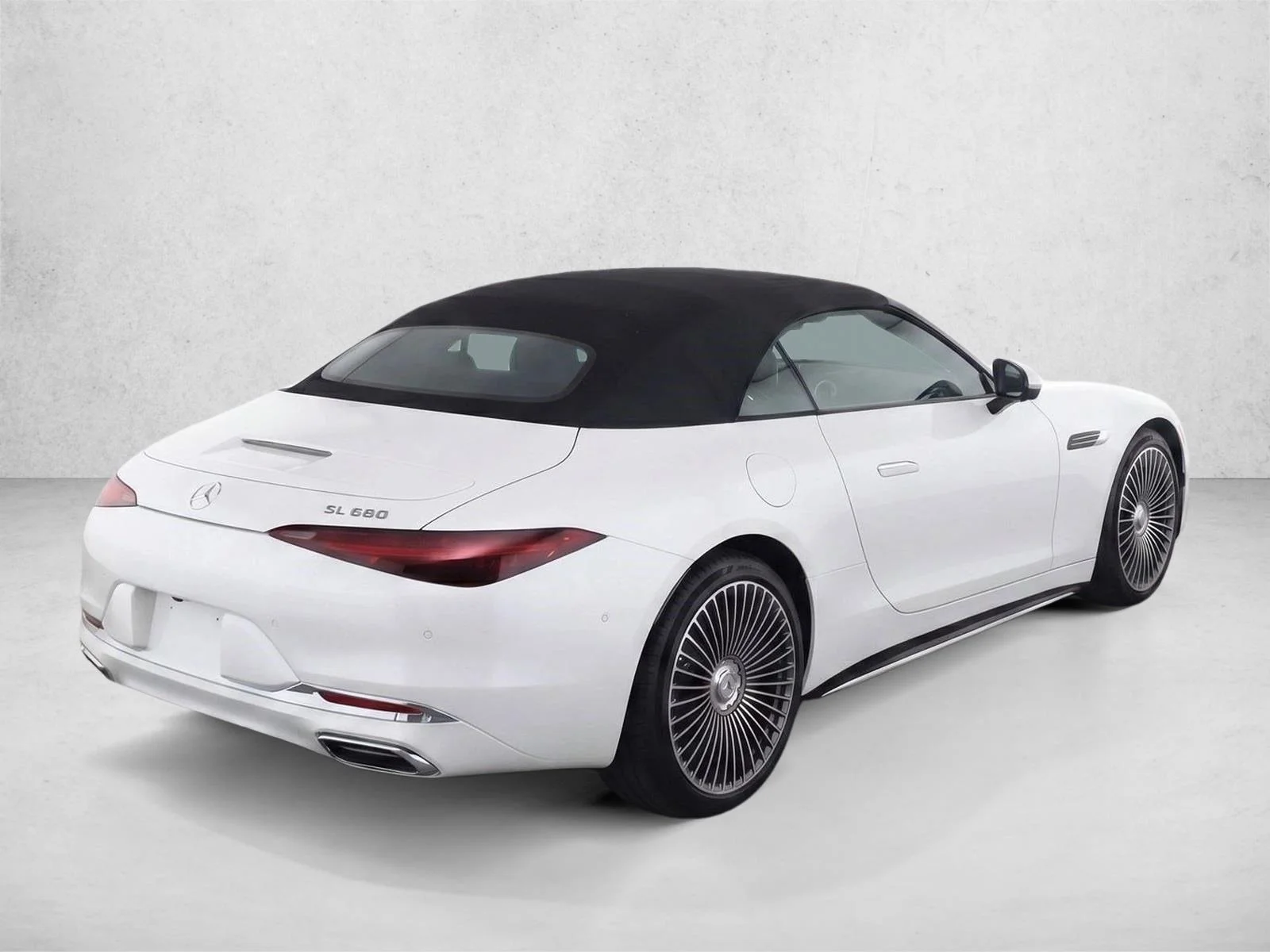 Used 2026 Manufaktur Moonlight White Magno Mercedes-Benz Maybach SL 680 Monogram Series image 7