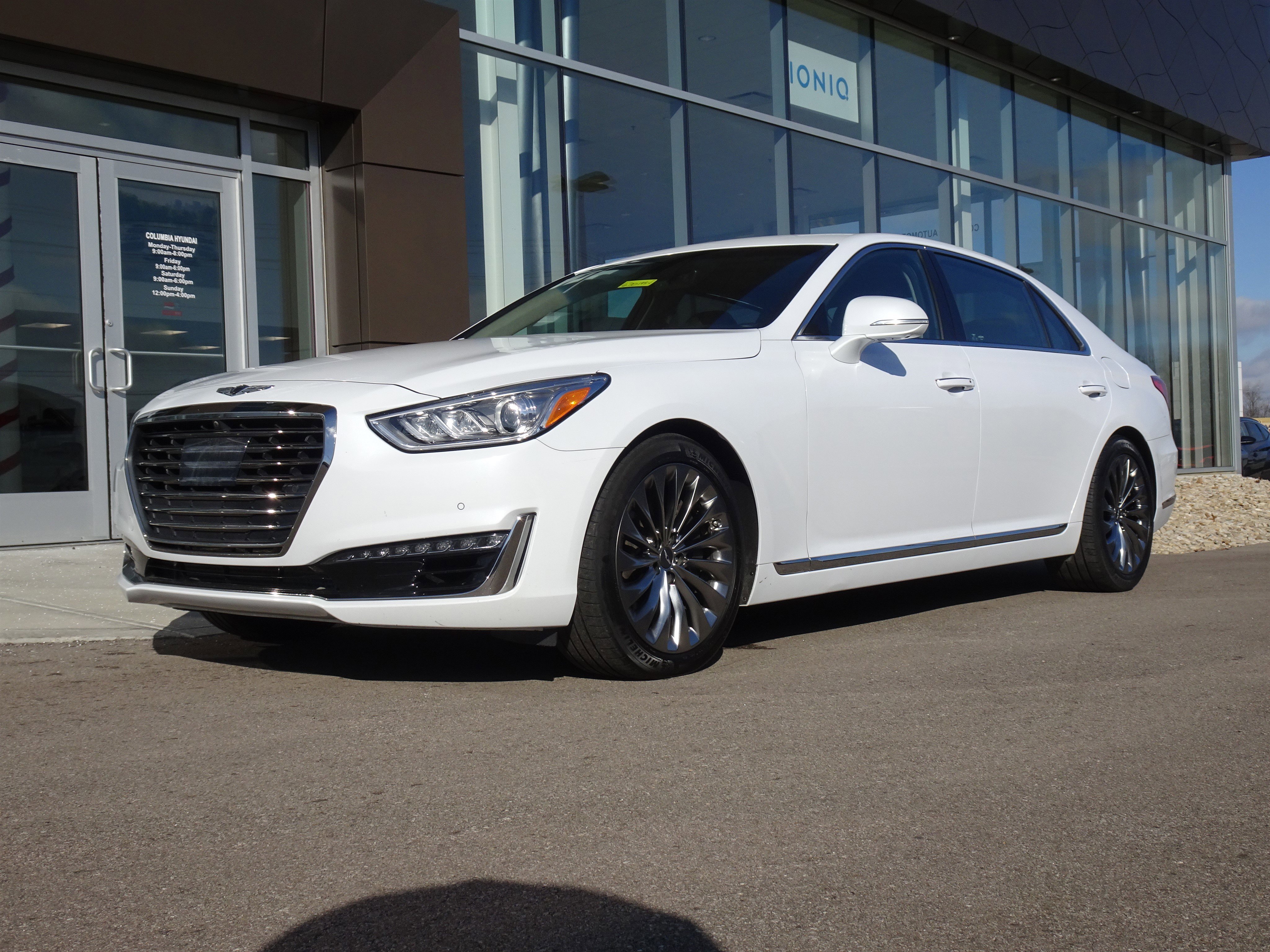 2019 Genesis G90